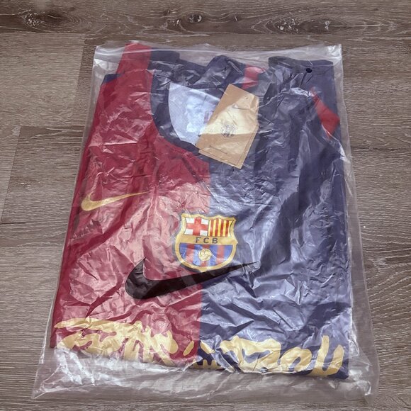 FC Barcelona x Travis Scott Soccer Jersey - Picture 3 of 3